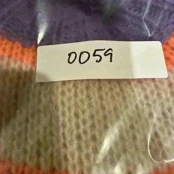NWT Bellerina Women’s M Neon Stripe Mohair Sweater Colorblock Comfy Cozy‎ - Picture 11 of 11